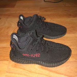 Yeezy boost 350  breds size 10k